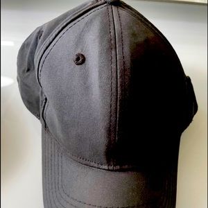 Lululemon OS Black Flexfit Hat Mens Running Hat